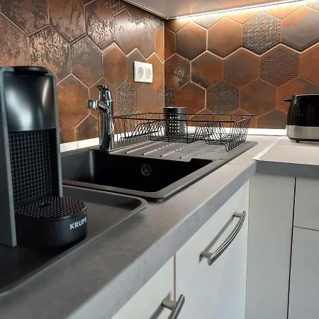 Belvarosi 'bronze' Apartment